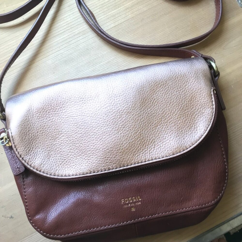 NWOT Fossil Women's Brown and Rose Gold Crossbody Bag
